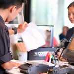 Dari Coffee Shop ke 'Third Office': Tempatnya Profesi Aneh 2025 Seperti AI Trainer & Virtual Landscaper Kerja Bareng